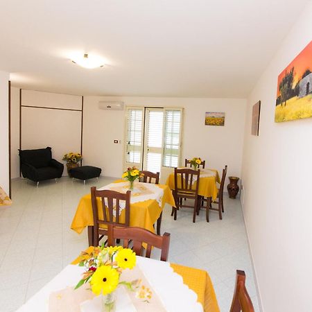 B&B La Casa Nel Borgo 斯佩起亚 外观 照片
